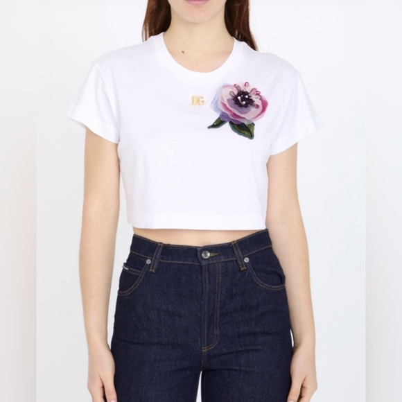 DOLCE AND GABBANA SHORT-SLEEVED FLOWER APPLIQUÉ CROPPED T-SHIRT. - Picture 1 of 4